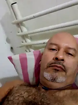 Juan 45 online show from 06-15-26, 01:24