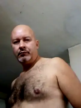Juan 45 online show from 06-19-26, 12:31