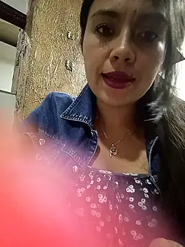 Snapshot of LIZ-06_ chatting on 02-11-25, 12:28 LIZ-06 online show from 02-11-25, 12:28