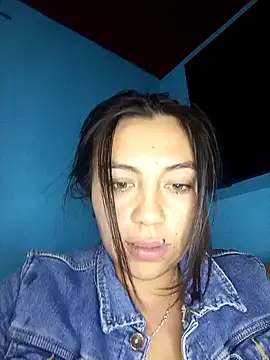 Snapshot of LIZ-06_ chatting on 02-12-25, 11:20 LIZ-06 online show from 02-12-25, 11:20