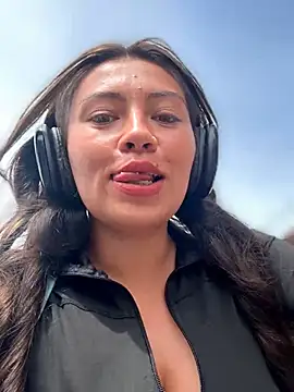 LIZ-06  online show from 04-07-26, 02:28