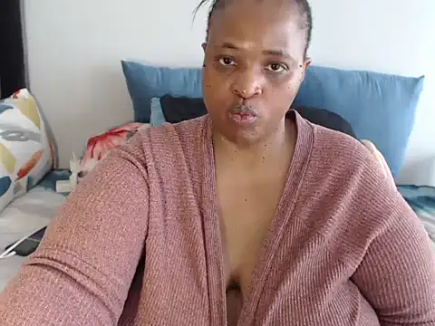 BootyDiva5 online show from 11-10-25, 08:35