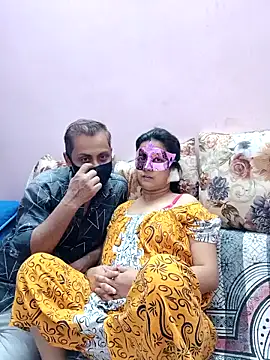 Snapshot of Cute-manisha chatting on 01-28-25, 04:08 Cute-manisha online show from 01-28-25, 04:08