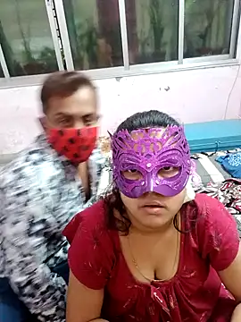 Snapshot of Cute-manisha chatting on 01-31-25, 01:43 Cute-manisha online show from 01-31-25, 01:43