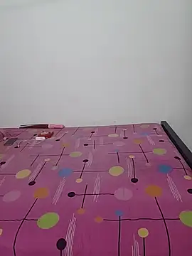 Snapshot of Cute-manisha chatting on 10-11-25, 02:48 Cute-manisha online show from 10-11-25, 02:48