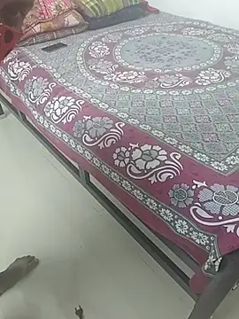 Snapshot of Cute-manisha chatting on 11-06-25, 12:39 Cute-manisha online show from 11-06-25, 12:39