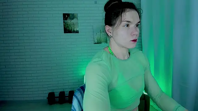 Lisa Ray online show from 12-13-25, 08:47