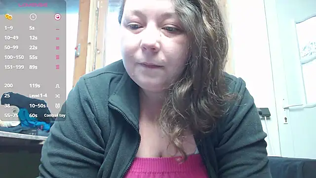 Snapshot of KasiaPrivat chatting on 12-17-24, 12:11 KasiaPrivat online show from 12-17-24, 12:11