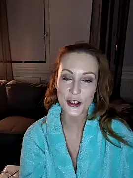 Snapshot of IsabellaLuiXXX chatting on 12-09-24, 03:44 IsabellaLuiXXX online show from 12-09-24, 03:44