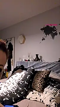 Snapshot of IsabellaLuiXXX chatting on 07-25-26, 09:01 IsabellaLuiXXX online show from 07-25-26, 09:01