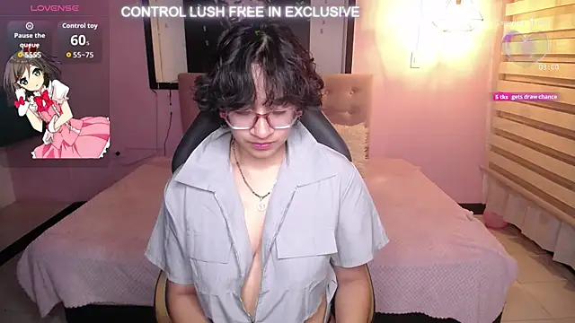 Snapshot of Lili_Gomez_ chatting on 11-24-25, 02:06 Lili Gomez online show from 11-24-25, 02:06