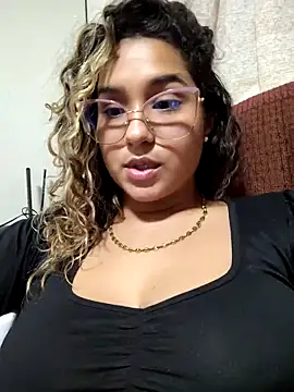 BrendaGirs online show from 12-16-25, 03:00