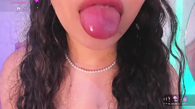 amandalee01 online show from 09-19-25, 07:25