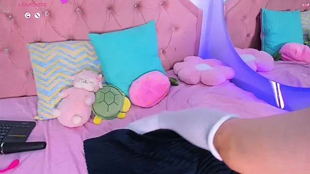 amandalee01 online show from 01-07-26, 07:16