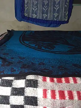 manuamador online show from 10-11-25, 04:01