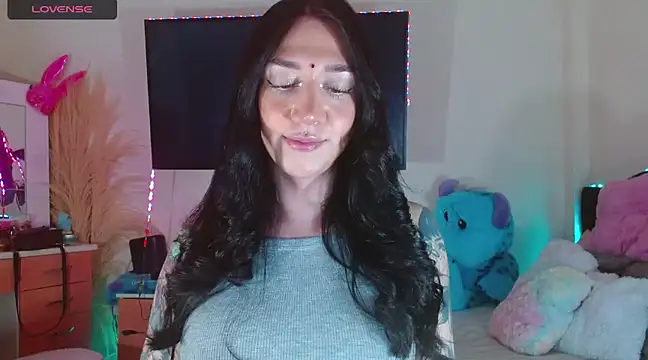 karla zambrano online show from 12-24-24, 02:32