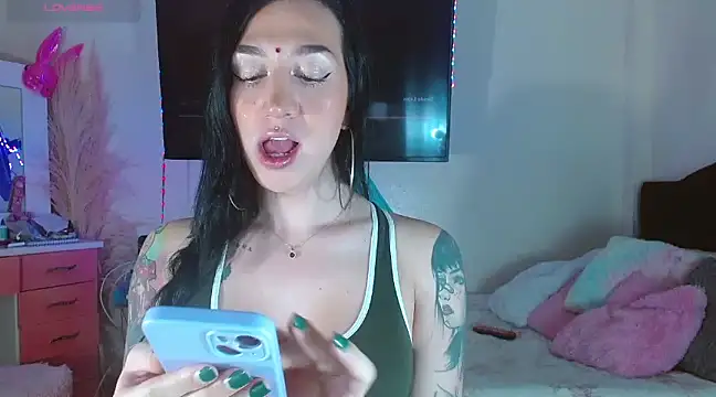 karla zambrano online show from 02-02-25, 04:15