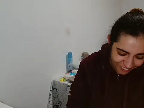 Ursumi1 online show from 03-10-26, 05:07