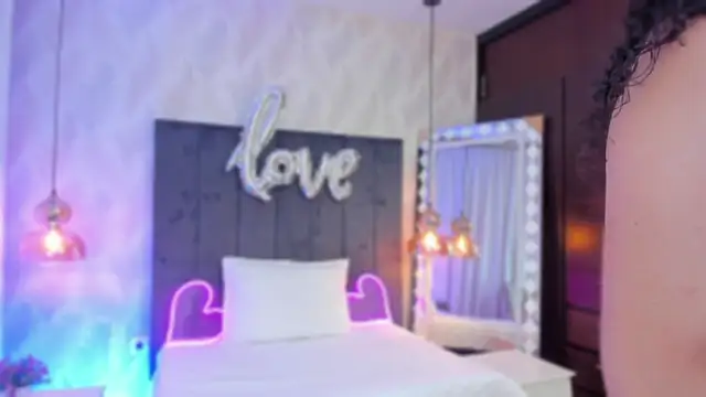 SHARONN     online show from 02-17-25, 03:25