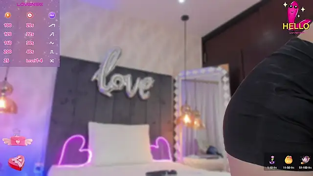 SHARONN     online show from 02-20-25, 03:12