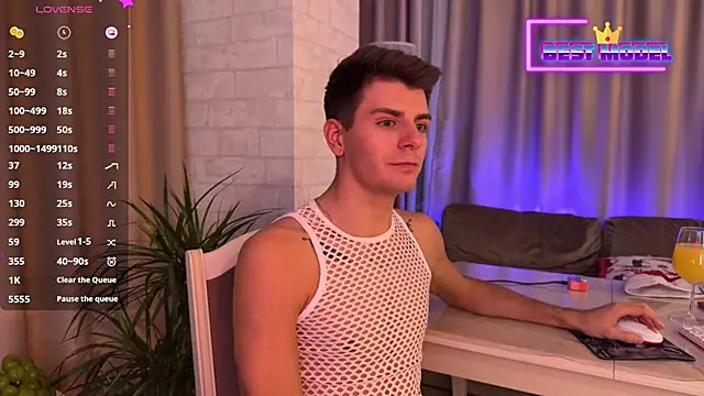 Walt Enjoy online show from 01-01-25, 09:09