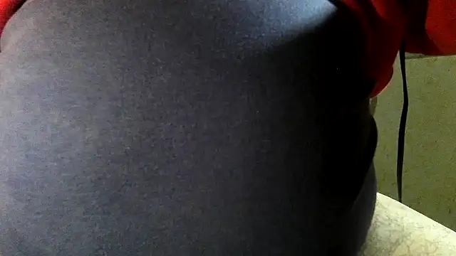 Snapshot of angel0_voglioso chatting on 01-05-25, 05:41 angel0 voglioso online show from 01-05-25, 05:41