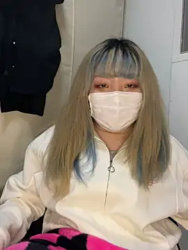 Snapshot of YUNA-yuna chatting on 12-28-24, 11:52 YUNA-yuna online show from 12-28-24, 11:52