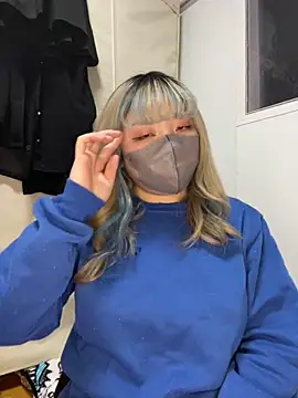 Snapshot of YUNA-yuna chatting on 01-05-25, 03:23 YUNA-yuna online show from 01-05-25, 03:23