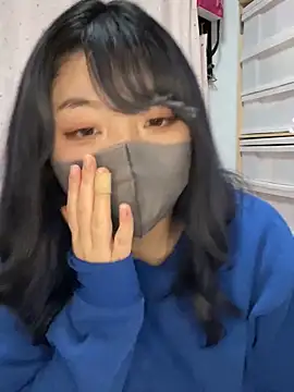 Snapshot of YUNA-yuna chatting on 02-01-25, 06:51 YUNA-yuna online show from 02-01-25, 06:51