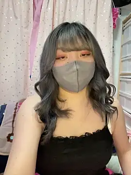 Snapshot of YUNA-yuna chatting on 02-23-25, 05:07 YUNA-yuna online show from 02-23-25, 05:07