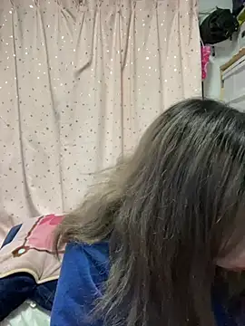 Snapshot of YUNA-yuna chatting on 03-22-25, 04:47 YUNA-yuna online show from 03-22-25, 04:47