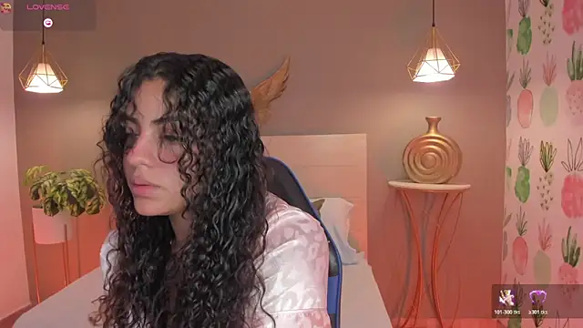 Snapshot of yaya23x chatting on 04-24-26, 02:25 yaya23x online show from 04-24-26, 02:25