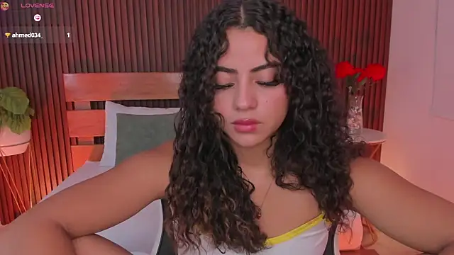Snapshot of yaya23x chatting on 05-08-26, 02:00 yaya23x online show from 05-08-26, 02:00