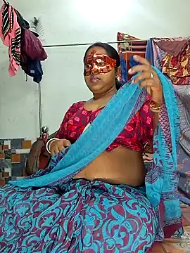 Snapshot of Real_Desi_Couple chatting on 12-27-24, 04:10 Real Desi Couple online show from 12-27-24, 04:10