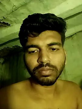 Snapshot of Roni1028 chatting on 10-21-25, 08:20 Roni1028 online show from 10-21-25, 08:20