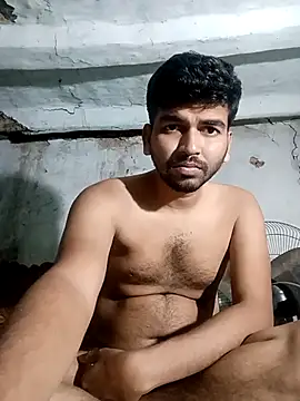 Snapshot of Roni1028 chatting on 02-19-26, 08:05 Roni1028 online show from 02-19-26, 08:05