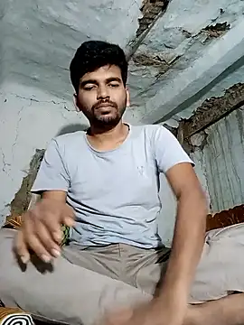 Snapshot of Roni1028 chatting on 02-20-26, 07:58 Roni1028 online show from 02-20-26, 07:58