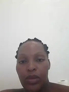 Snapshot of wet_Lips_x_x chatting on 12-19-24, 08:45 wet Lips x x online show from 12-19-24, 08:45