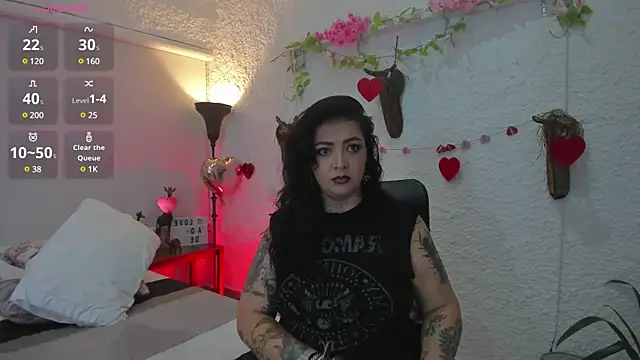 poisson ivy online show from 02-19-25, 10:12