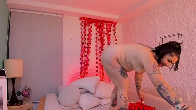 poisson ivy online show from 03-01-25, 09:40