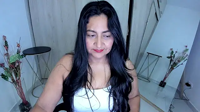 Adele Sweett online show from 05-28-26, 10:34