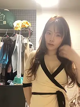 ChuChu1991 online show from 04-17-26, 12:19