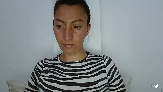 Snapshot of kaybabyhot chatting on 09-11-25, 02:06 kaybabyhot online show from 09-11-25, 02:06