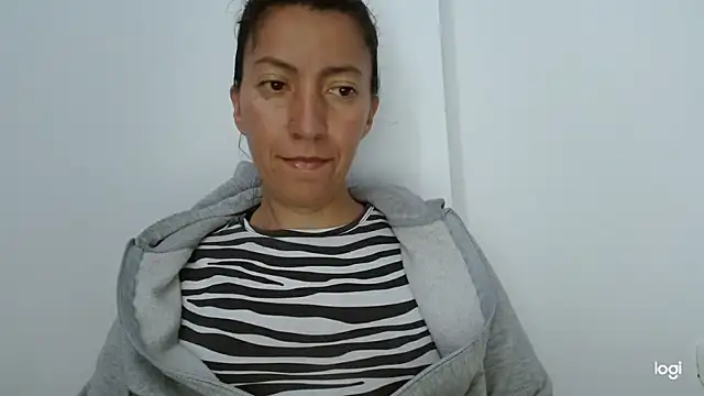 Snapshot of kaybabyhot chatting on 09-12-25, 02:17 kaybabyhot online show from 09-12-25, 02:17