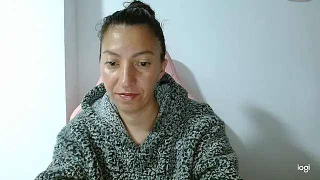 Snapshot of kaybabyhot chatting on 09-29-25, 03:39 kaybabyhot online show from 09-29-25, 03:39