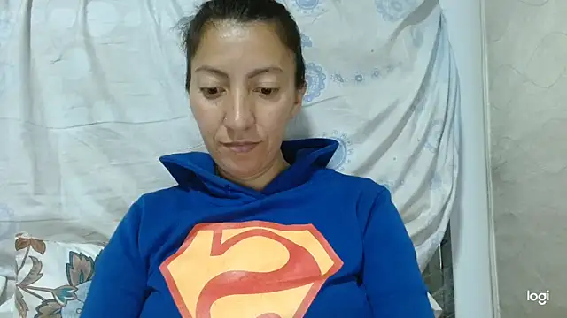 Snapshot of kaybabyhot chatting on 10-06-25, 03:26 kaybabyhot online show from 10-06-25, 03:26