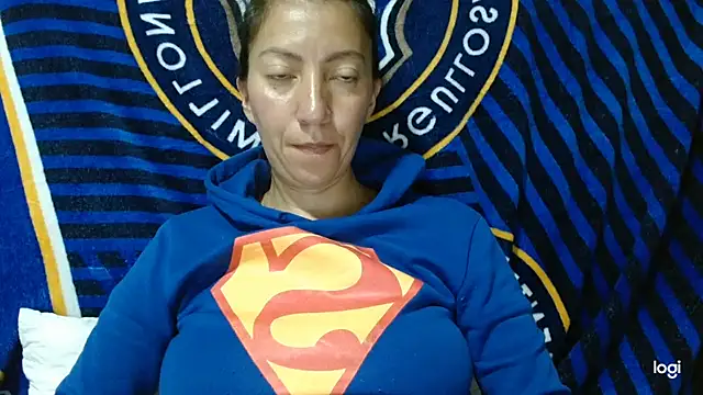 Snapshot of kaybabyhot chatting on 10-17-25, 03:31 kaybabyhot online show from 10-17-25, 03:31