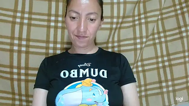 Snapshot of kaybabyhot chatting on 10-29-25, 03:20 kaybabyhot online show from 10-29-25, 03:20