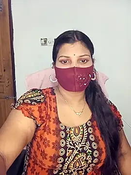 Hot-Angel  online show from 10-31-25, 03:35