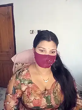 Hot-Angel  online show from 11-17-25, 01:55